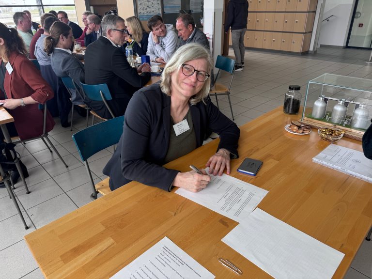 Klärschlamm-Kooperation Schleswig-Holstein: Kooperationsvertrag unterzeichnet